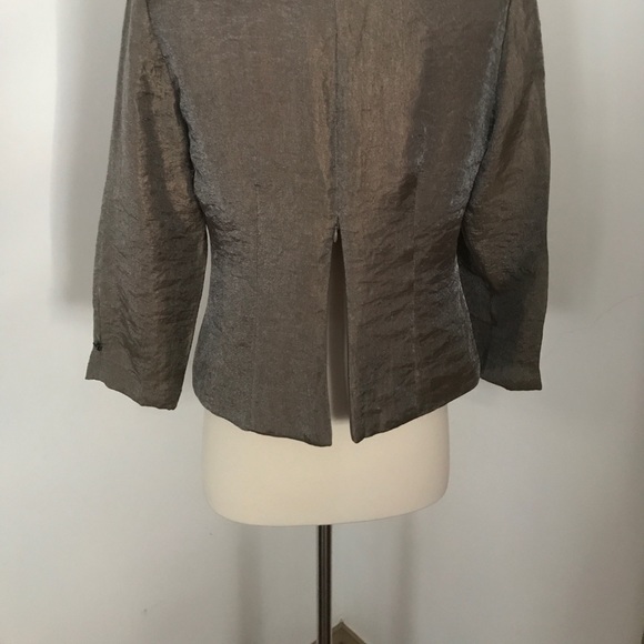 Elegant jacket by J R Nites/Carol Lin - Picture 5 of 7