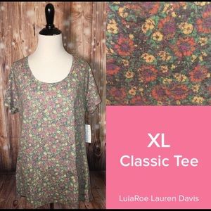 LulaRoe Classic T
