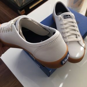 Keds Shoes - Keds Ave Leather with White/Gum Sole Keds Shoes - Keds Ave Leather with White/Gum Sole