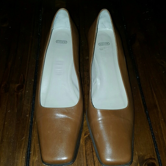 Coach - Picture 5 of 6