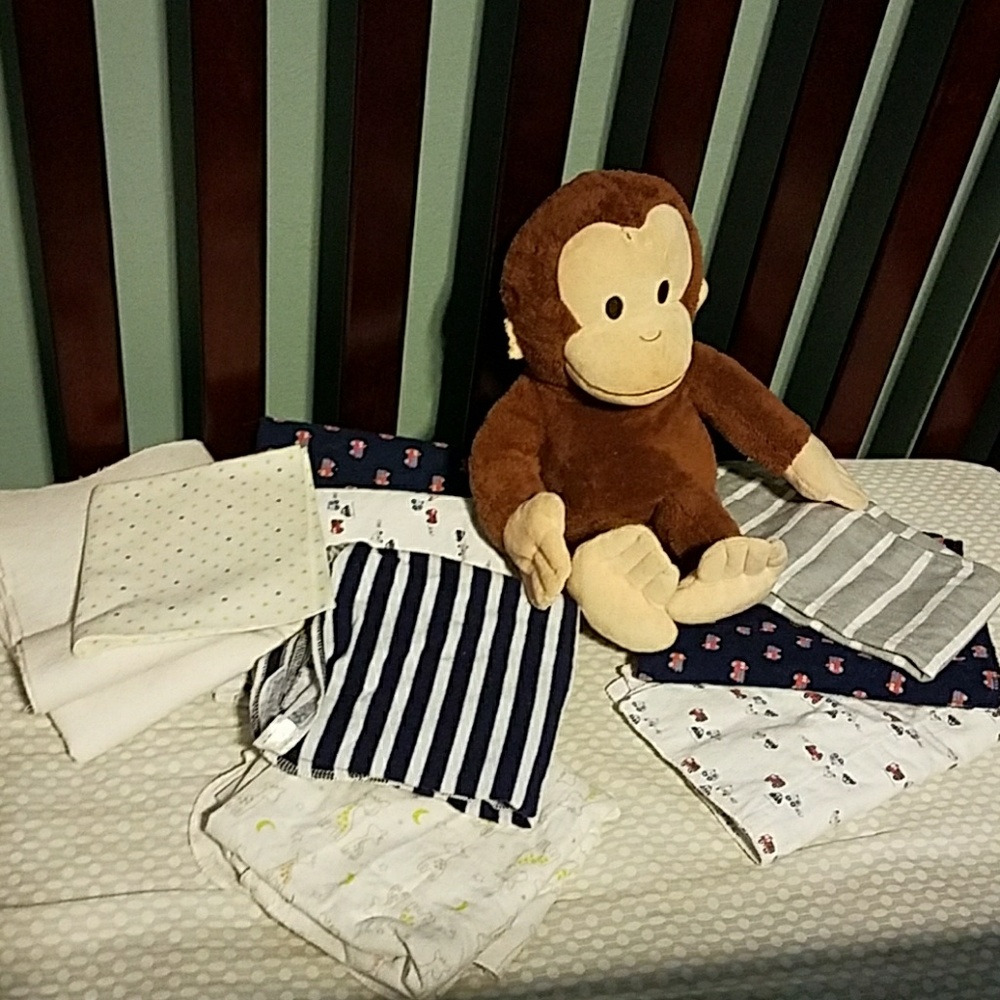 !!!Lot of 4 receiving blankets & 6 burp cloths!!!