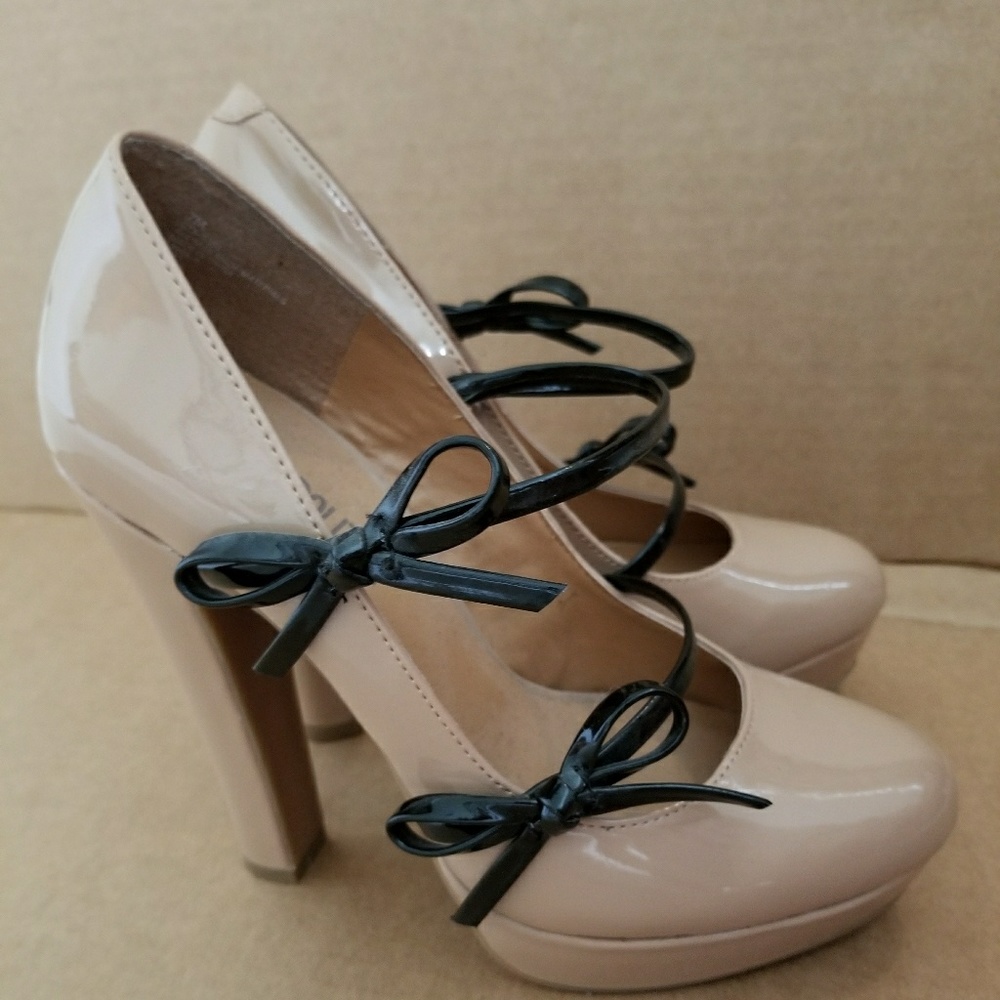 Cosmo high heels