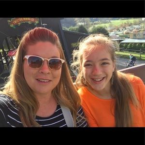 Meet your Posher, Jennifer