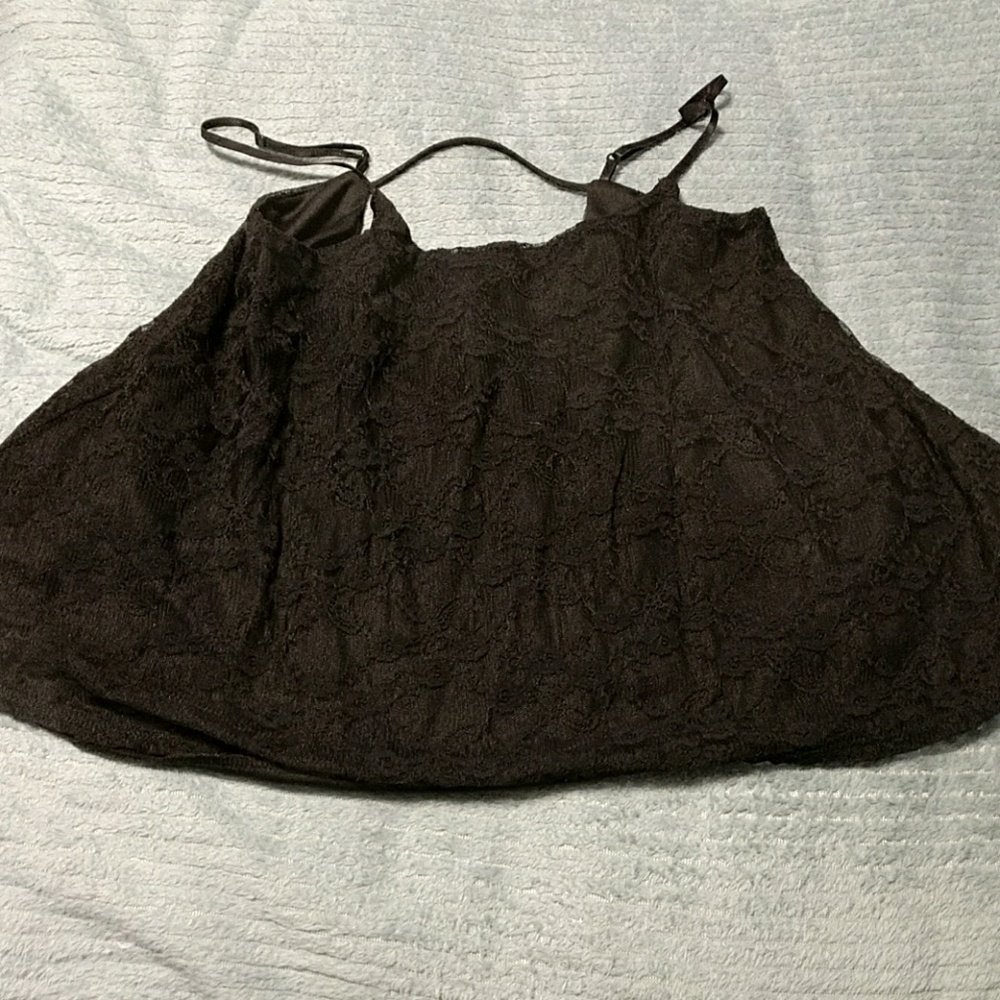 Lined lacey crop top!S