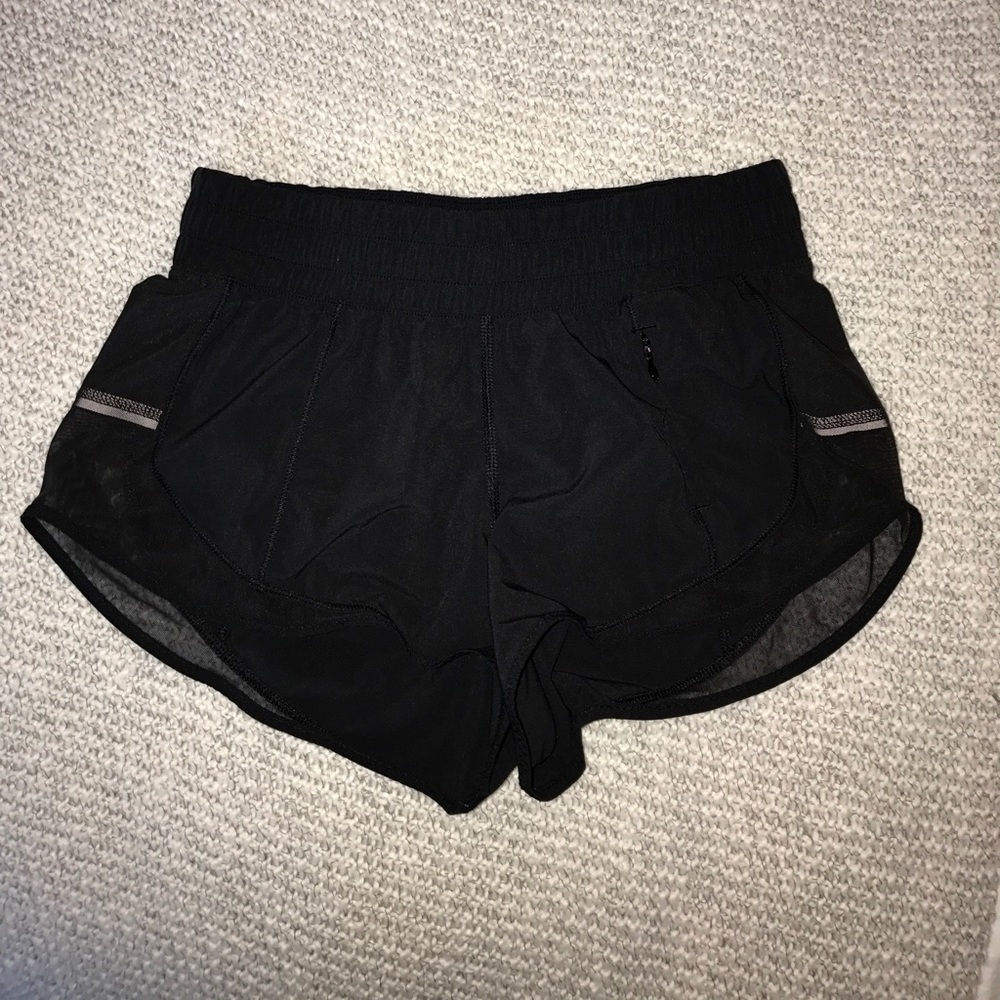 Lululemon black Hotty Hot shorts