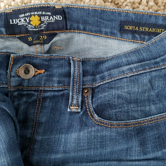 Jeans - Picture 3 of 4