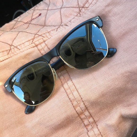 Ray-Ban Accessories - Authentic Rayban Oversized Clubmaster🕶