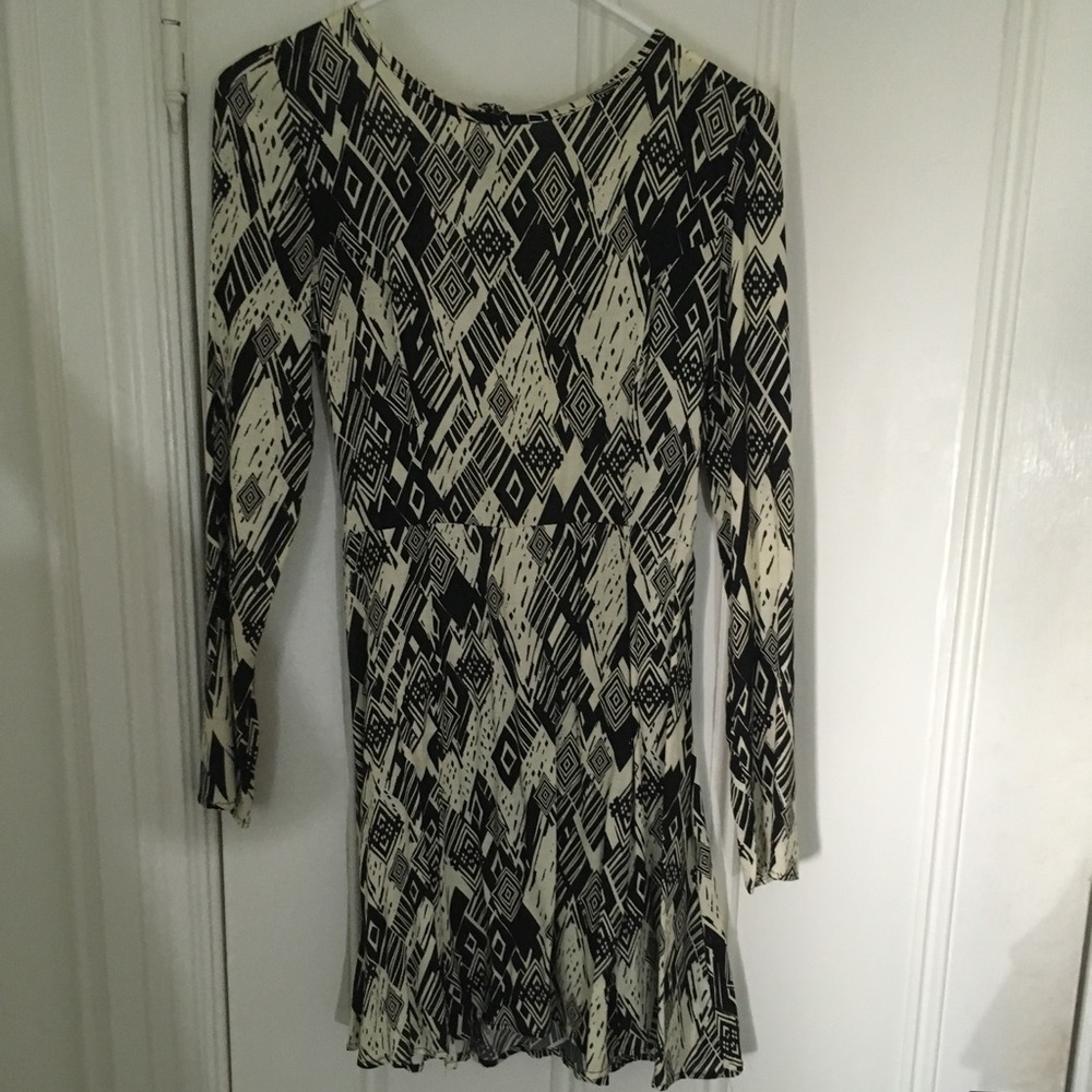 Long Sleeve Dress with keyhole back.