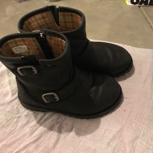 UGG size Toddler 9