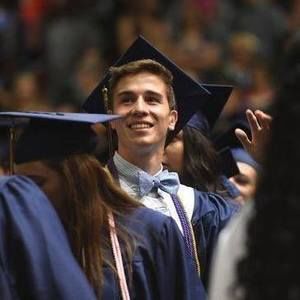 Meet your Posher, Christian