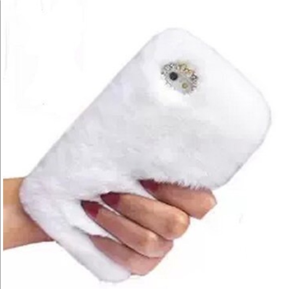 Fur iPhone cases! MANY COLORS! - Picture 3 of 4