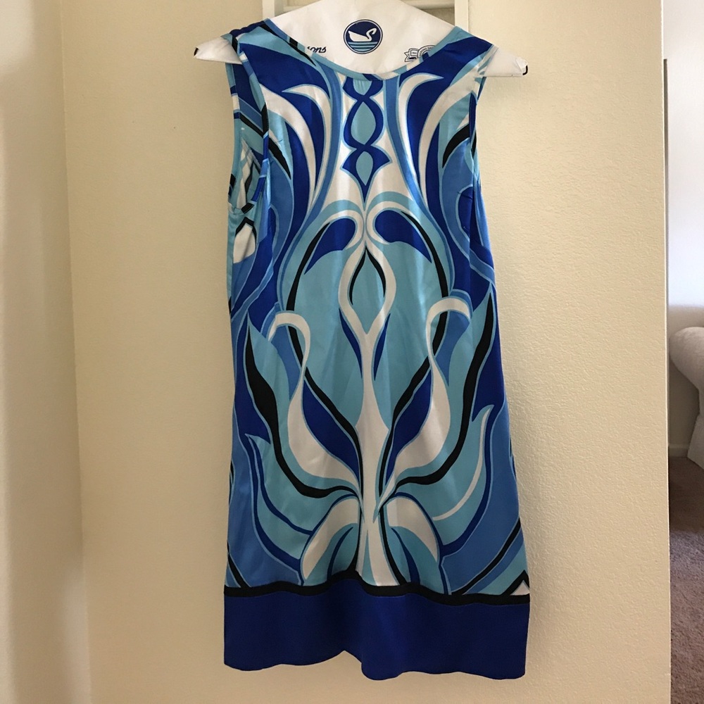 Bebe Blue patterned dress