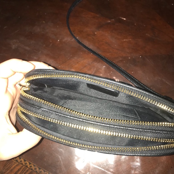 Crossbody clutch - Picture 4 of 4