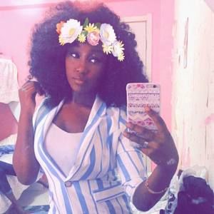 Meet your Posher, Jadeen