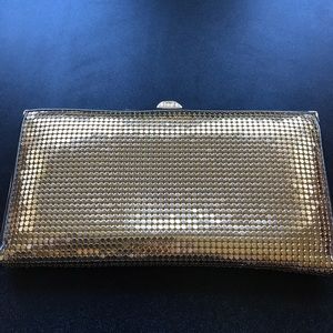 Lodis clutch/wallet gold