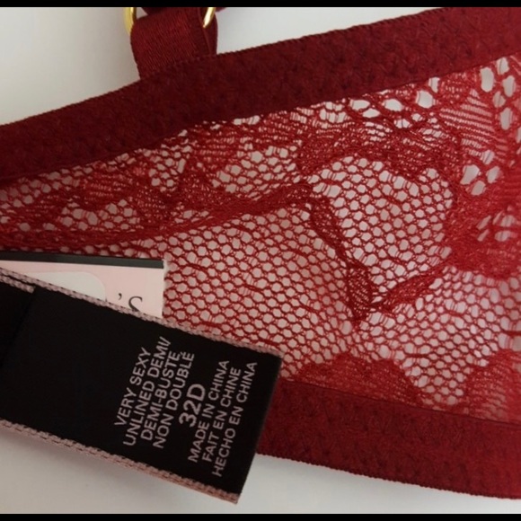 NWT Victoria's Secret very sexy unlined demi bra - Picture 2 of 3