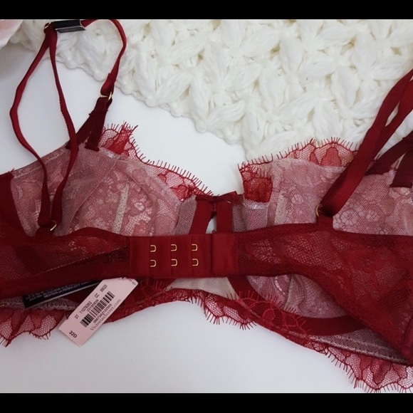 NWT Victoria's Secret very sexy unlined demi bra - Picture 3 of 3