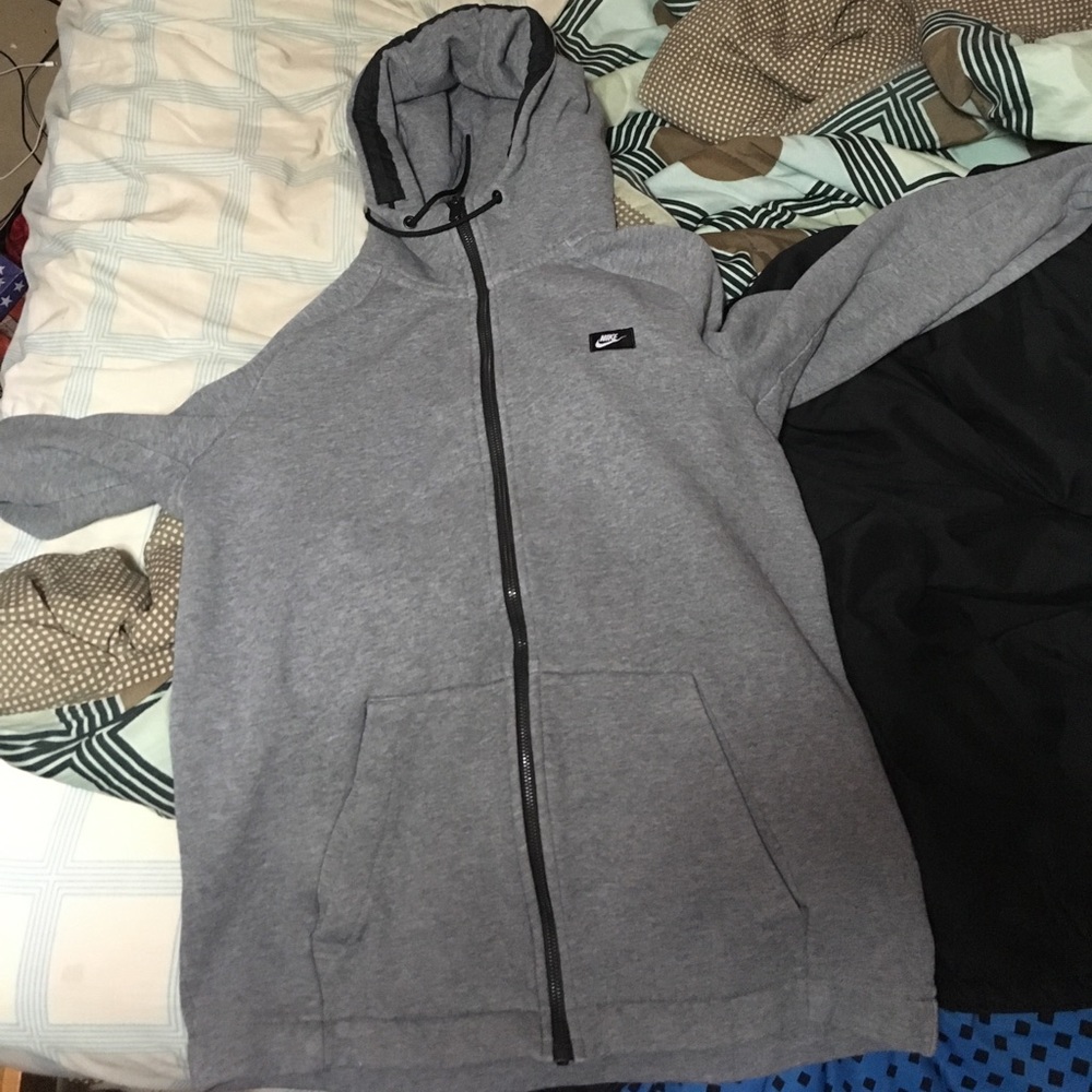 Nike Hoodie - Picture 1 of 1