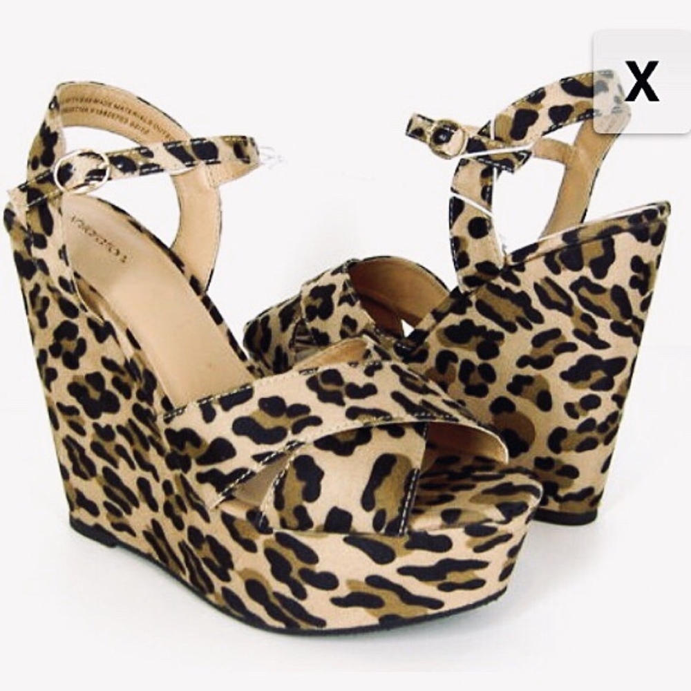 Xhilaration Cheetah Print Wedges