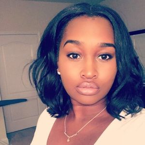 Meet your Posher, Whitney
