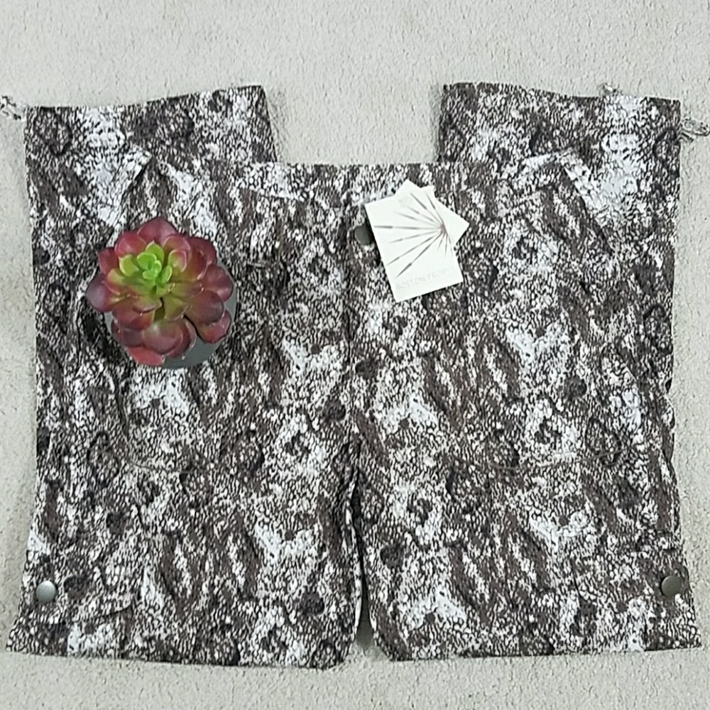Boston Proper Cargo Crop pants, NWT