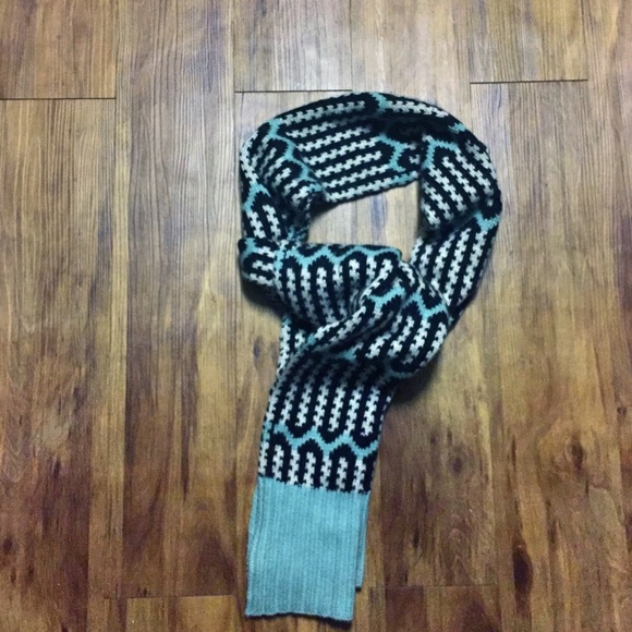 J Crew Lambswool zigzag stripe scarf - Picture 2 of 7