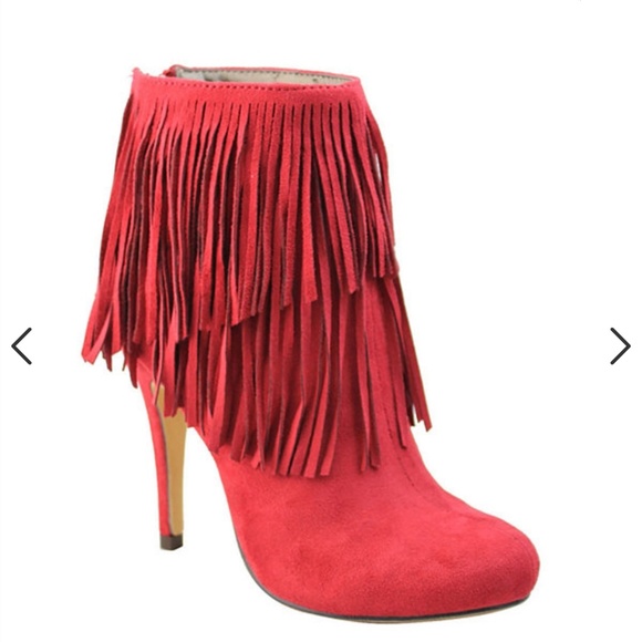 Michael Antonio Shoes - ❄Michael Antonio size 7 fringe booties