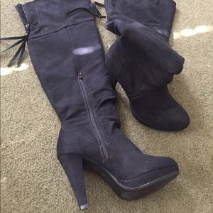 Above the knee Black Suede Boots