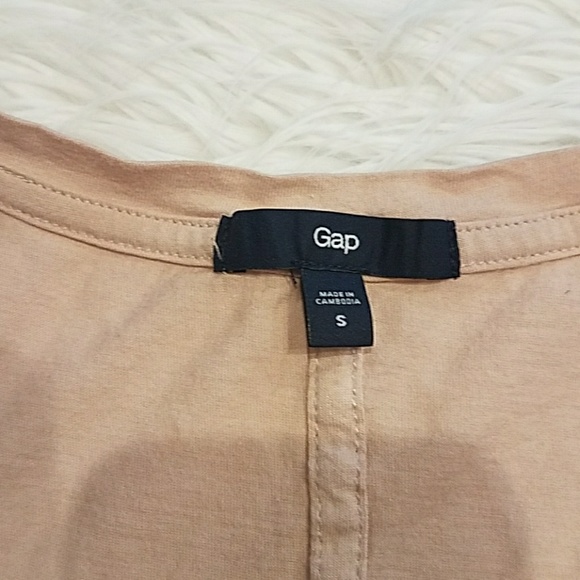 Gap tank top with beaded detail - Picture 3 of 3