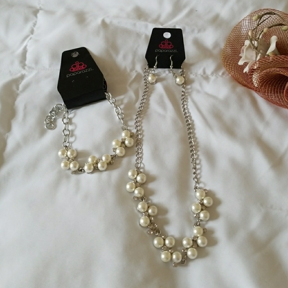 NWTPearl & Diamond Bracelet, earrNG and necklace