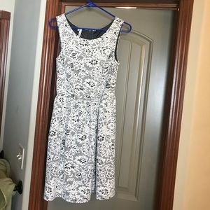 Black & white lacy dress