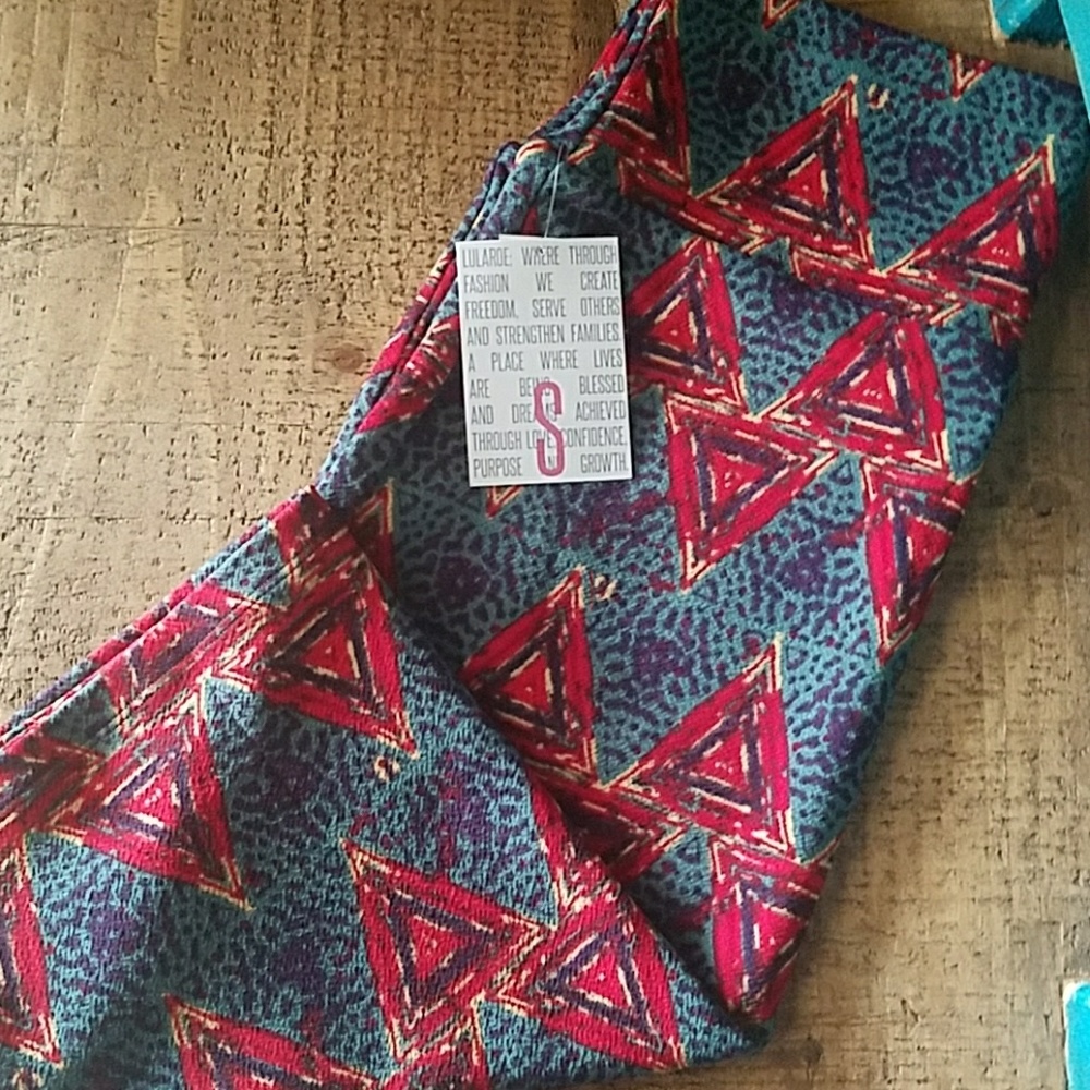 S Lularoe Cassie skirt