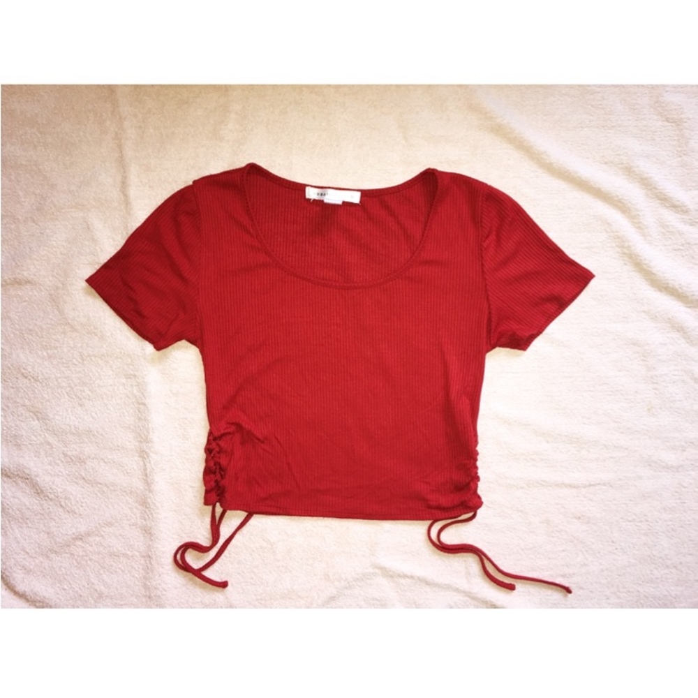 Urban Heritage Side Lace-Up Crop Top