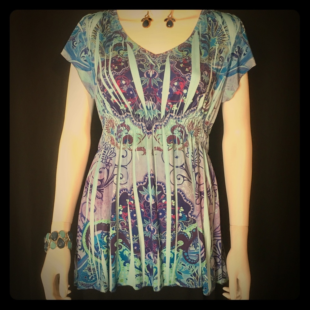 Henna inspired floral top