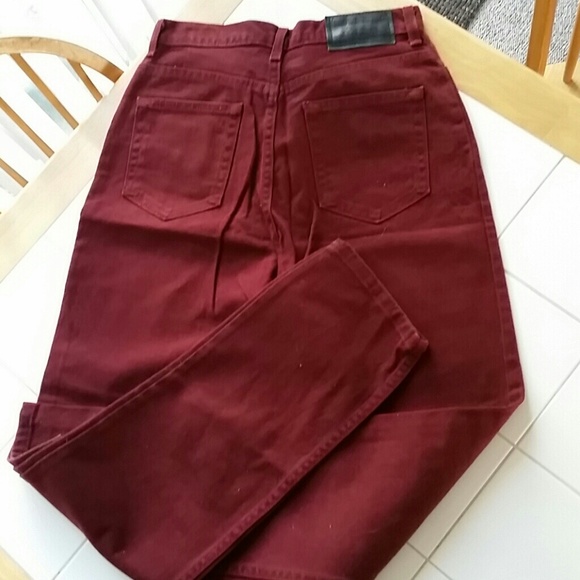 Womens maroon jeans - Picture 2 of 3
