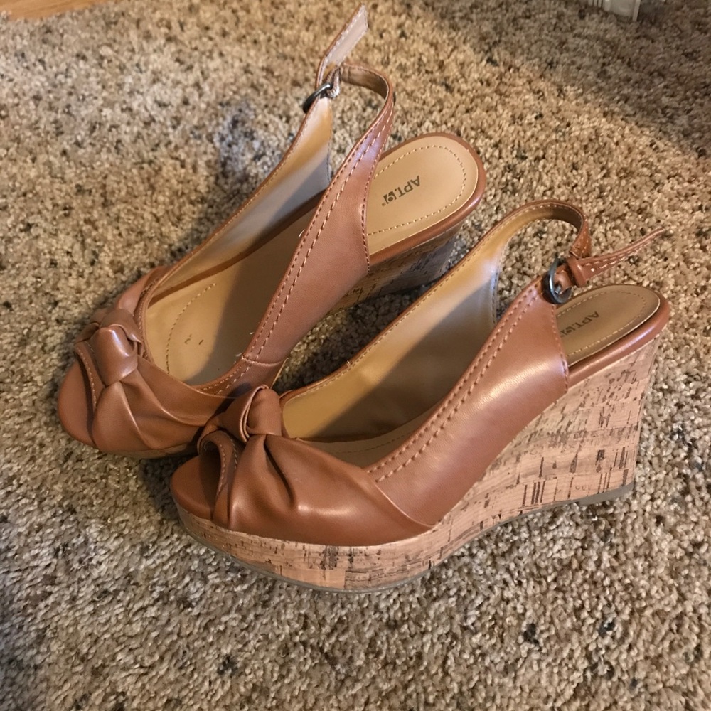 Apt.9 Pumps Sz 7