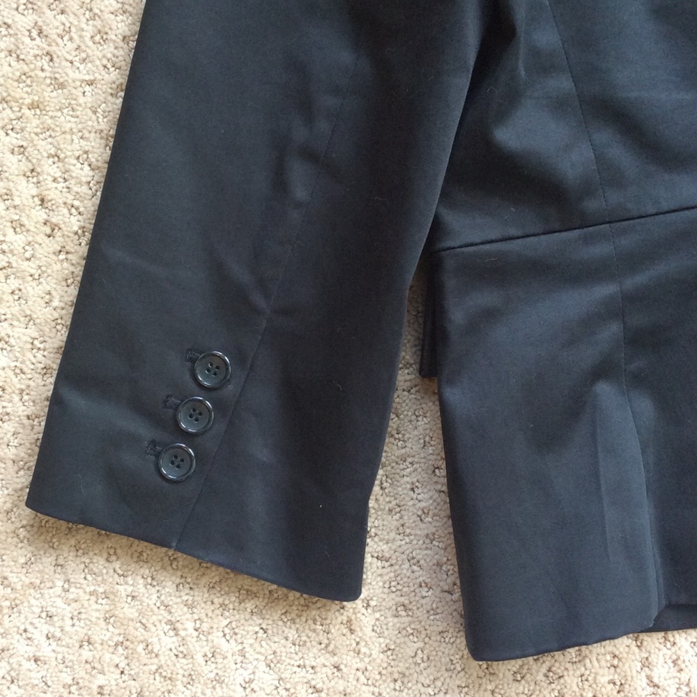 The Limited Fitted 3/4 Blazer - Picture 6 of 8