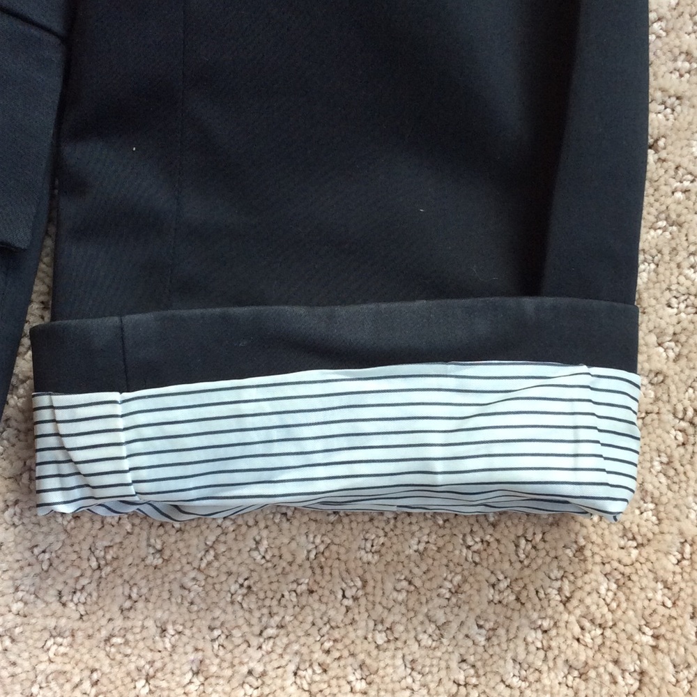 The Limited Fitted 3/4 Blazer - Picture 8 of 8