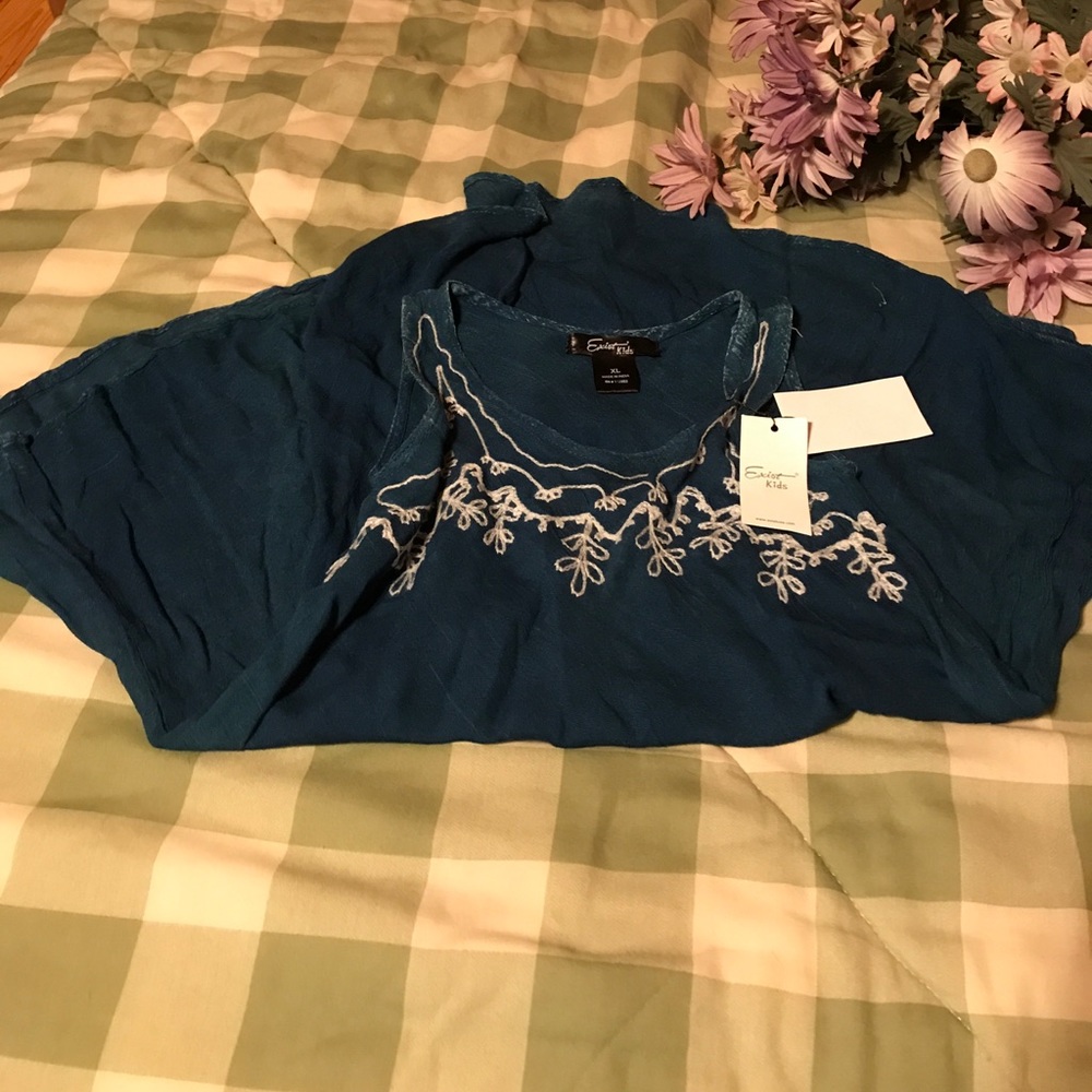 Girls Top 🦋