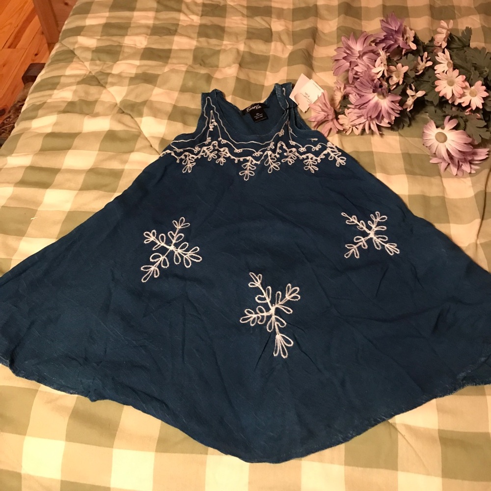 Girls Top 🦋 - Picture 2 of 8