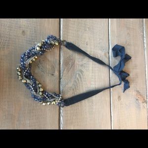 American Eagle statement necklace