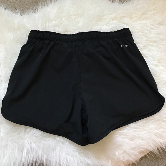 Nike Shorts Size Small - Picture 4 of 4