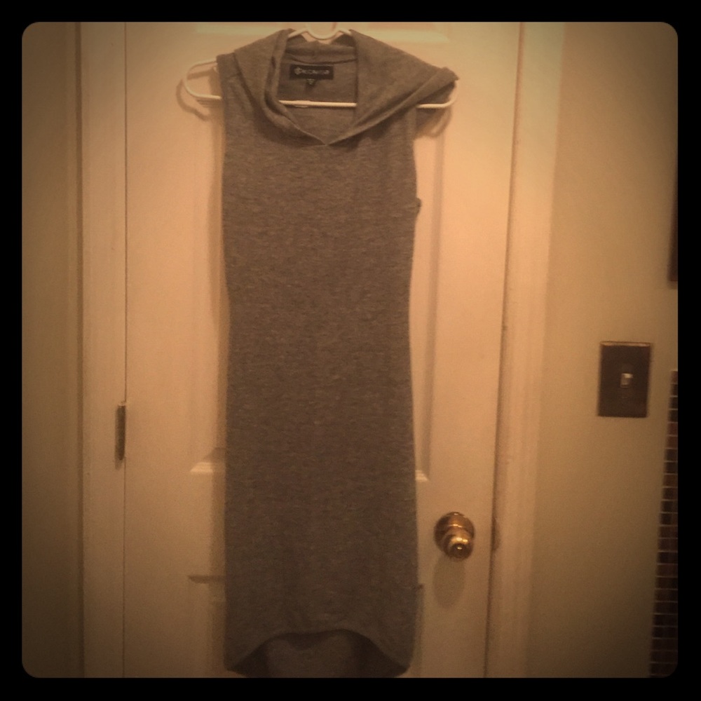 Pullover grey sweater dress