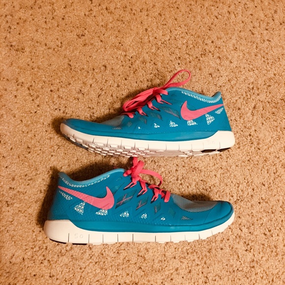 New Nike Free 5.0 - Picture 2 of 4