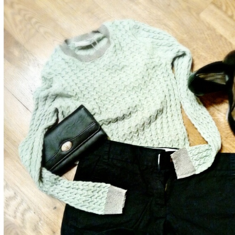 Zara Knit Blouse NWT 💚