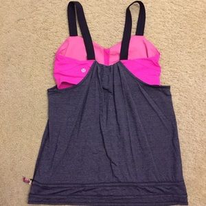 Lululemon rest less tank size 8 hot pink/navy