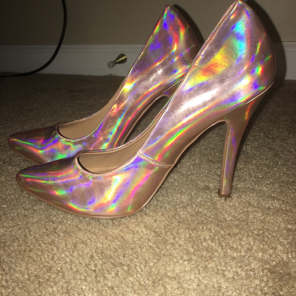 Pink iridescent statement pumps!