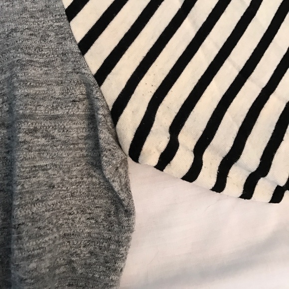 J.Crew 3/4 Sleeve Top - Picture 3 of 6