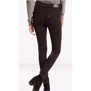 Levi's 311 Shaping Skinny