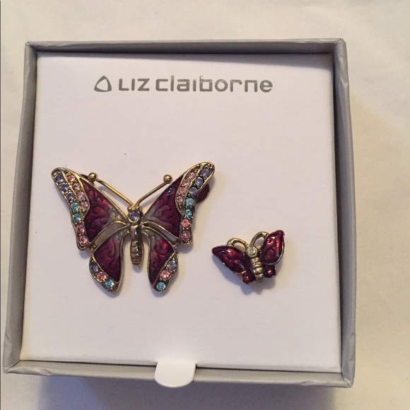 🦋 Butterfly Pin 🦋 - Picture 2 of 3